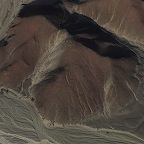 *Nasca, l'astronaute sur la montagne