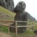 *Rano Raraku la carrire