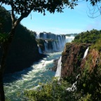 *Iguazu, Ar